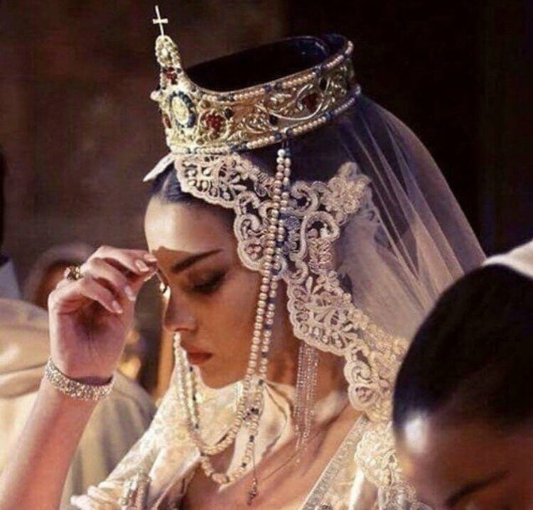 woman, married, wedding crown and the orthodox