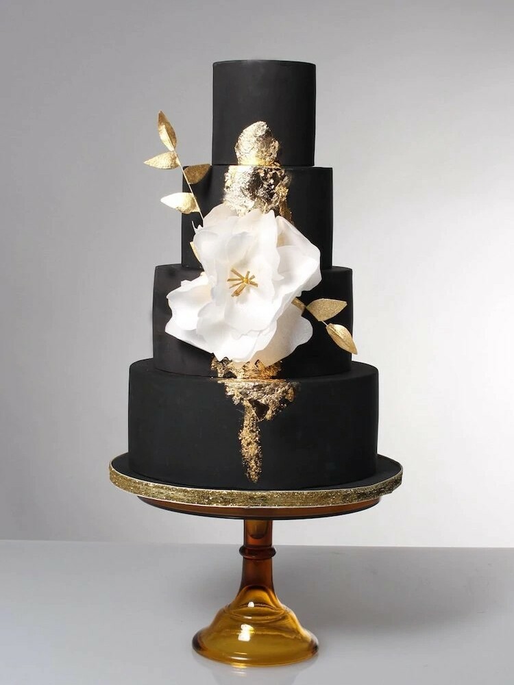 black amd gold, dream wedding, fashion cake and dark