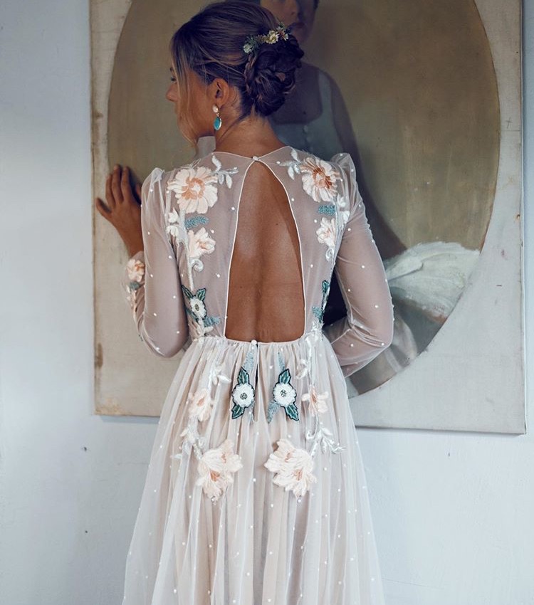 dress, wedding day, wedding gown and hairstyle
