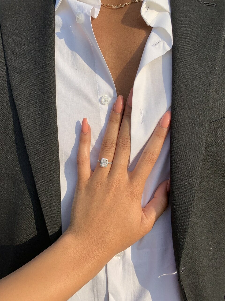 habd, tan, nails and couple