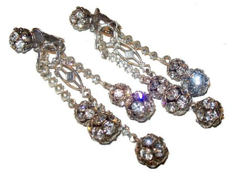 silver earrings, vintage earrings, long earrings and dangle earrings
