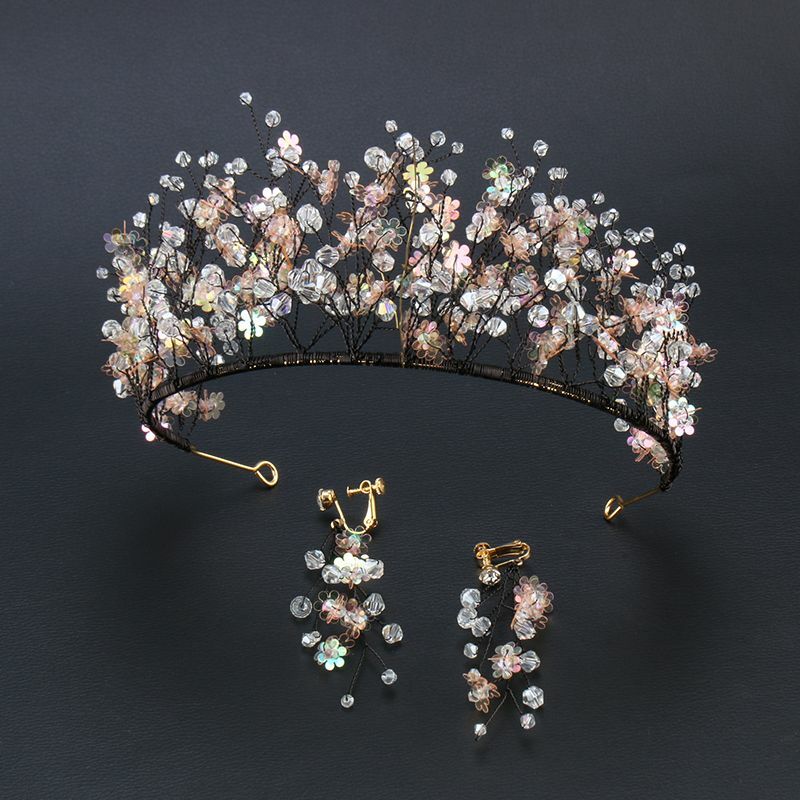 headpieces, earrings, bridal jewelry and wedding accessories