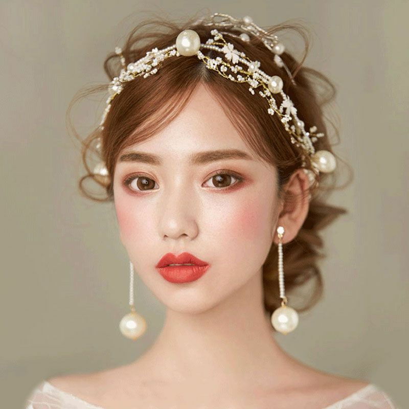 Headbands, wedding accessories, bridal jewelry and earrings