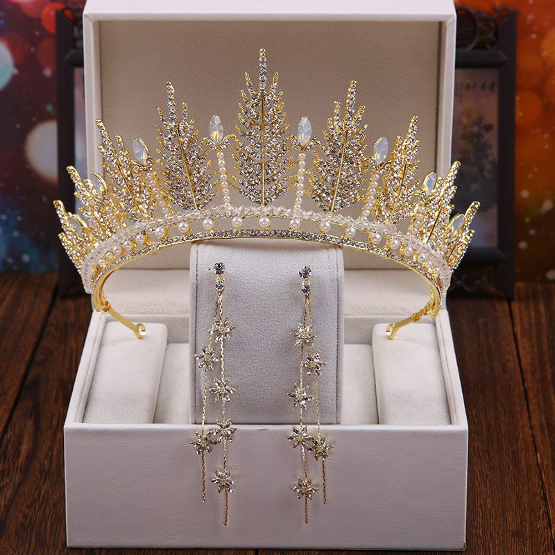 headpieces, gold accessories, bridal hair accessories and bridal jewelry