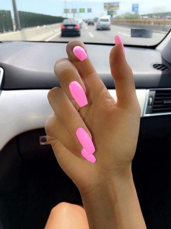girlsnails, naildesign, weddingnail and nailarts