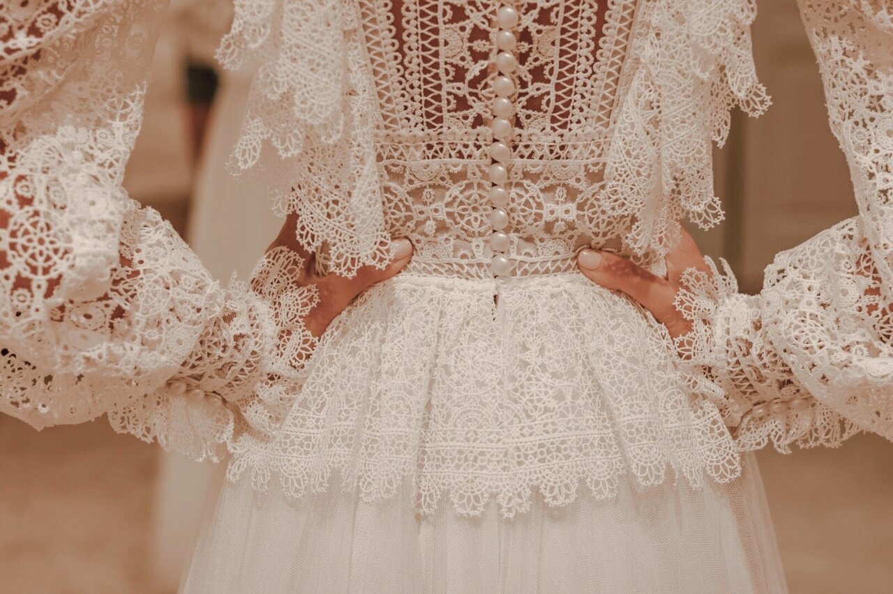 bride, veil, wedding dress and designer