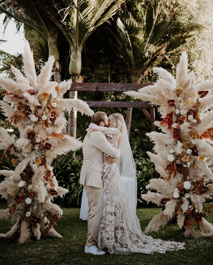 love, weeding dress, groom and bride