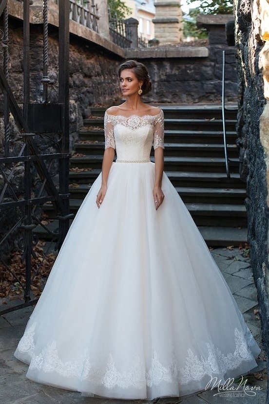 wedding dresses and gowns