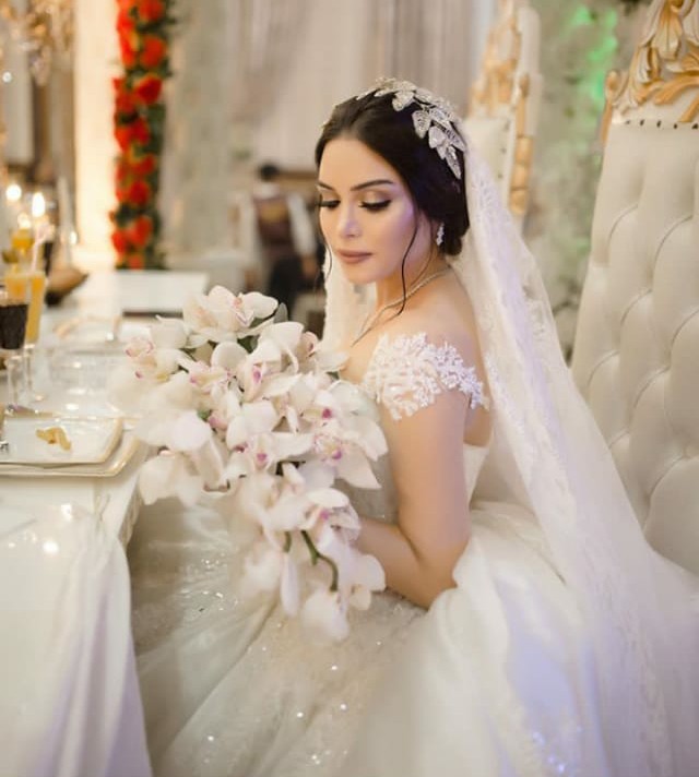 bride and azeri wedding