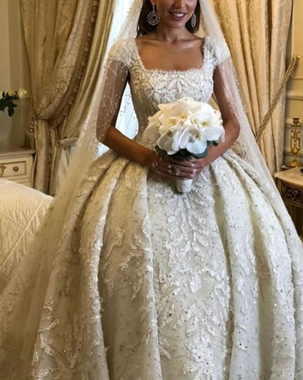 glamour, weddingdress, dreamwedding and royalwedding