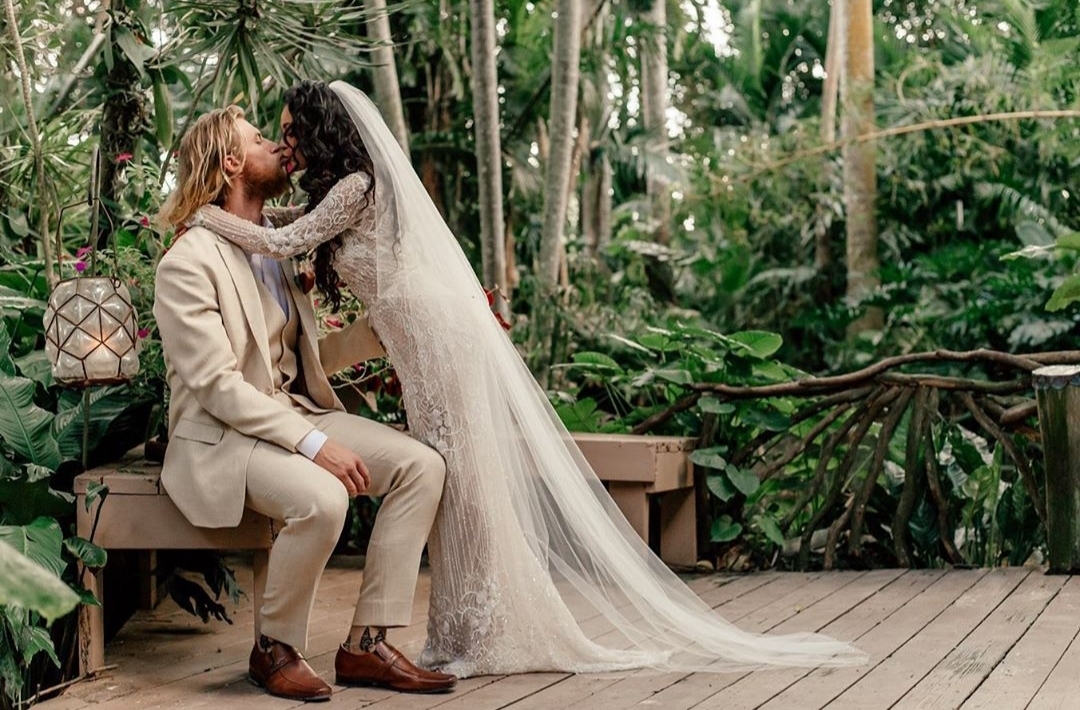 lovely, love, kiss and couple