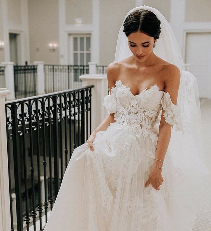 dress, weddingdress, weddingday and bride