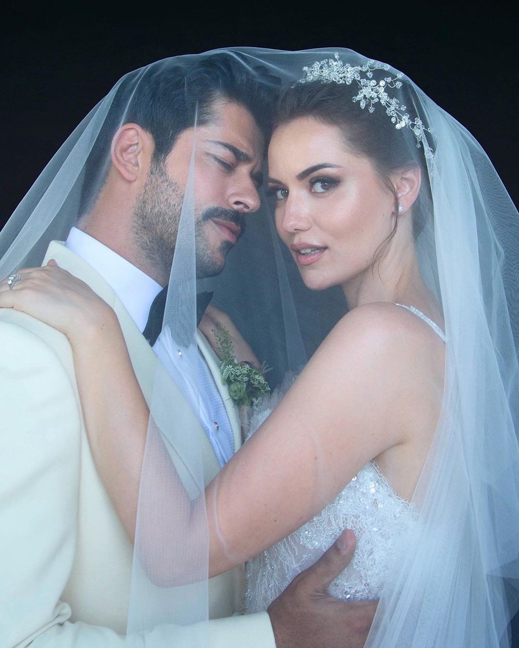 weddingdress, bride, ‪burak özçivit and dress