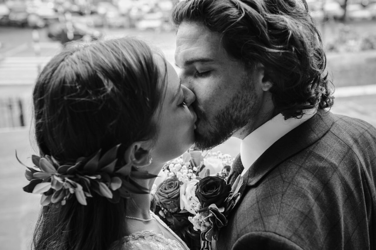 romance romances, حب عشق غرام, اكتفيت بك and love kiss kisses hug hugs