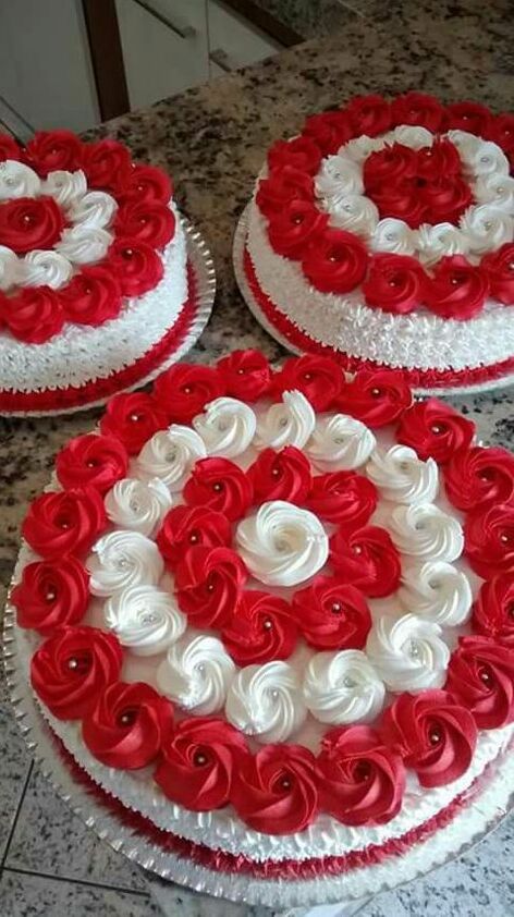 cakes, buttercream, icing and birthday