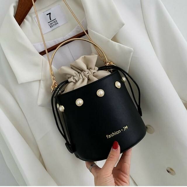 art, handbags, boys and clothes