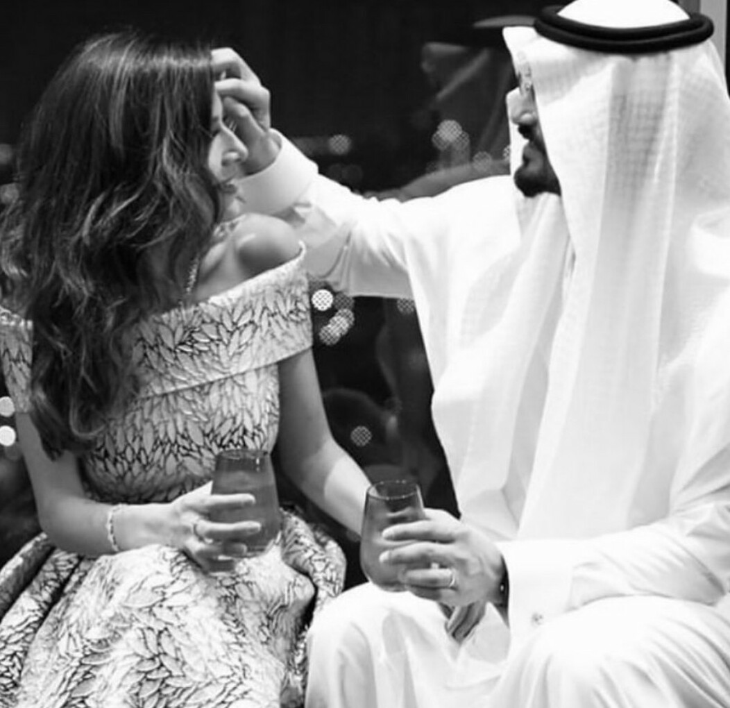 UAE, couple, Dubai and muslim couple