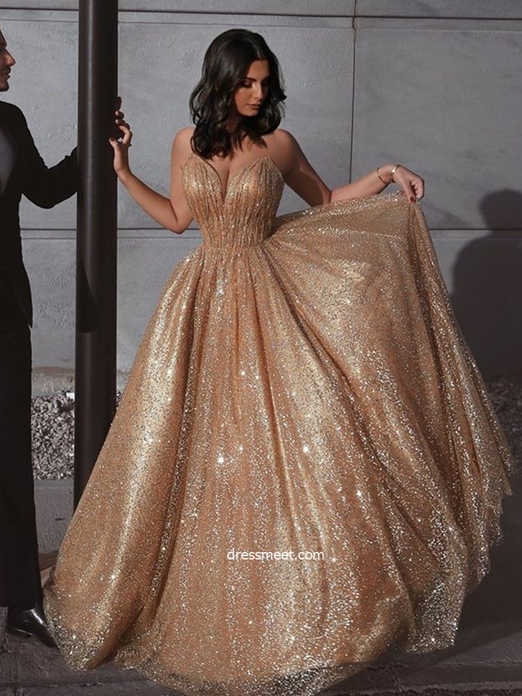 sparkly wedding dresses, fashion wedding dresses, wedding dresses and sequins wedding dresses
