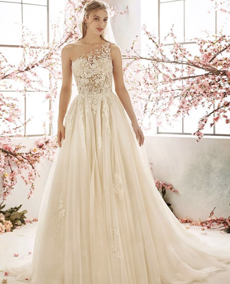 make up, gown, happy and beautiful