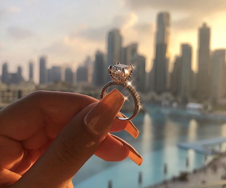 ring, Dubai, wife and luxe