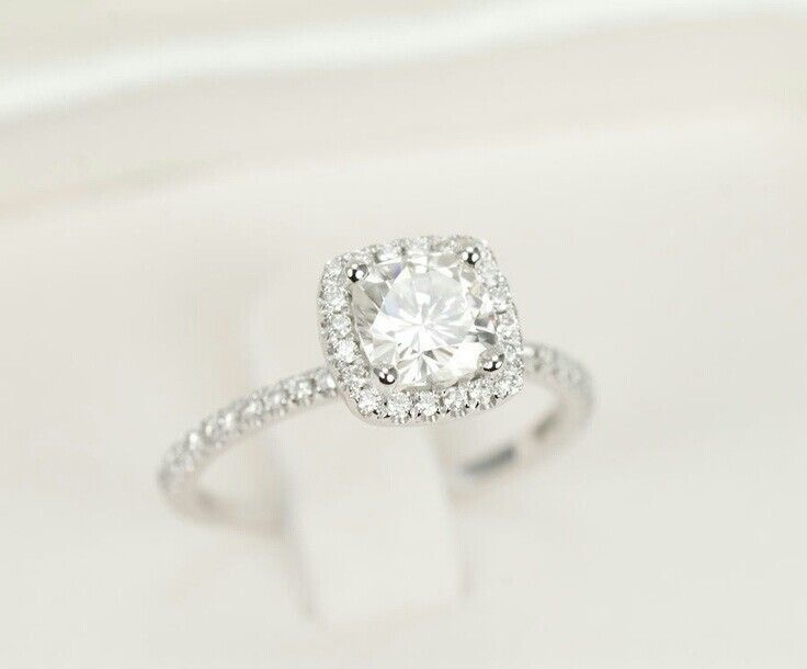engagement ring