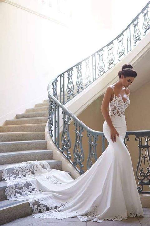 dress, white, long tail and gorgeous