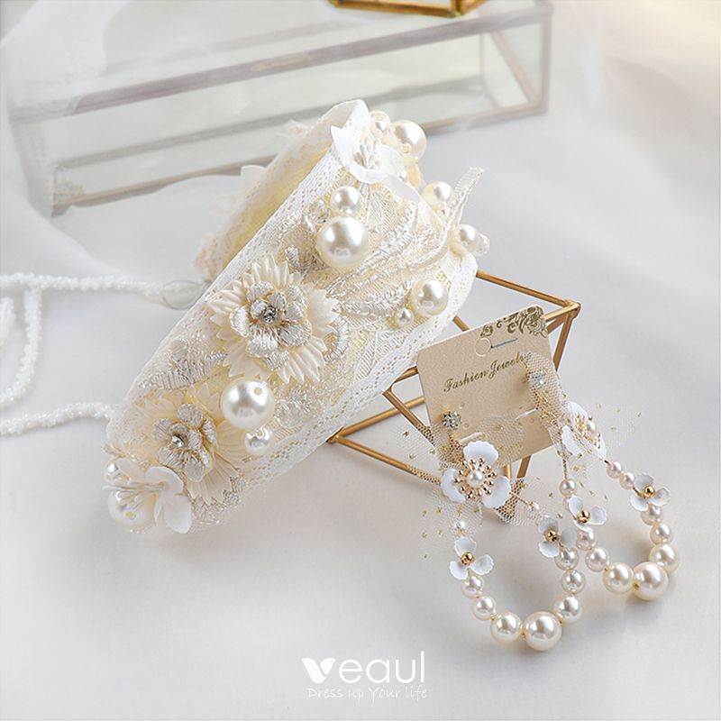 Headbands, lace, pearl and wedding accessories