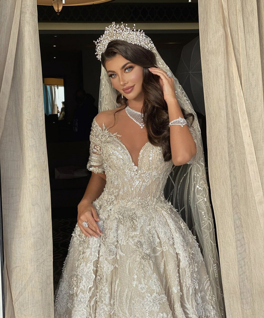 wedding dress, Dream, hair and beauty
