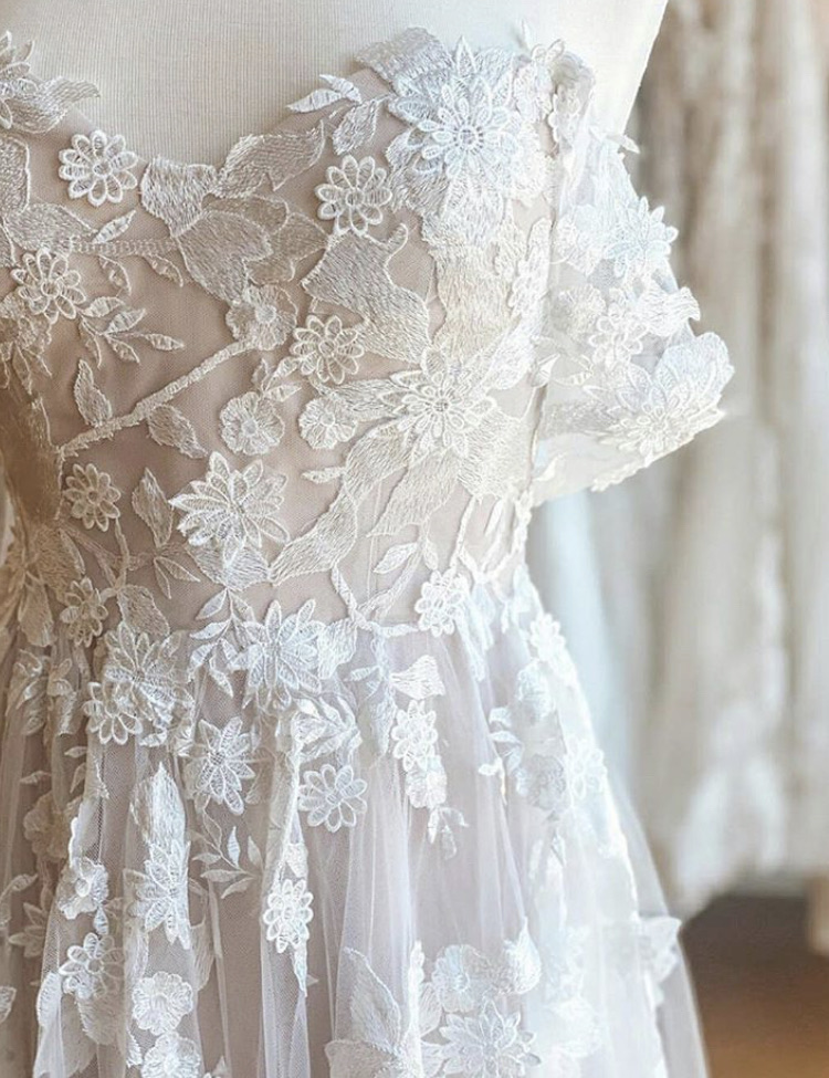 photo, flowers, decor and dress