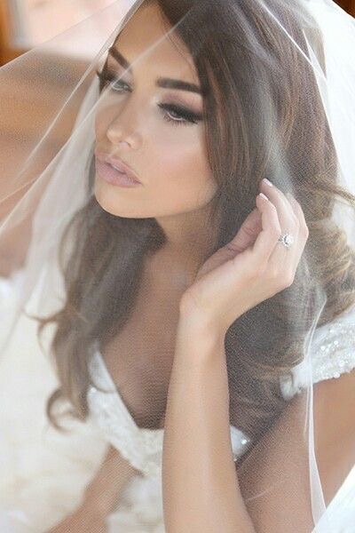wedding look, beauty and makeup look