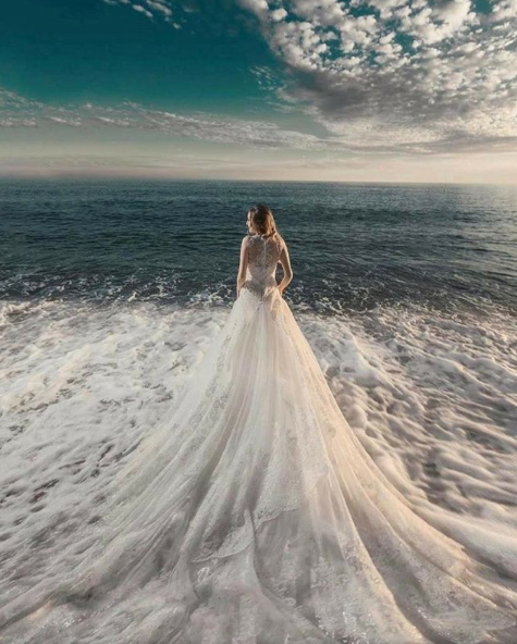 wegdinggown, eveninggown, weddingstyle and weddingday
