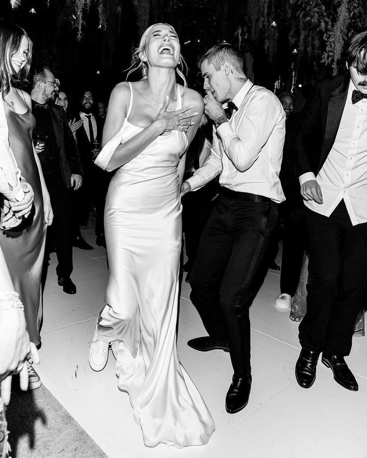 black white colours, dress, hailey baldwin and black and white