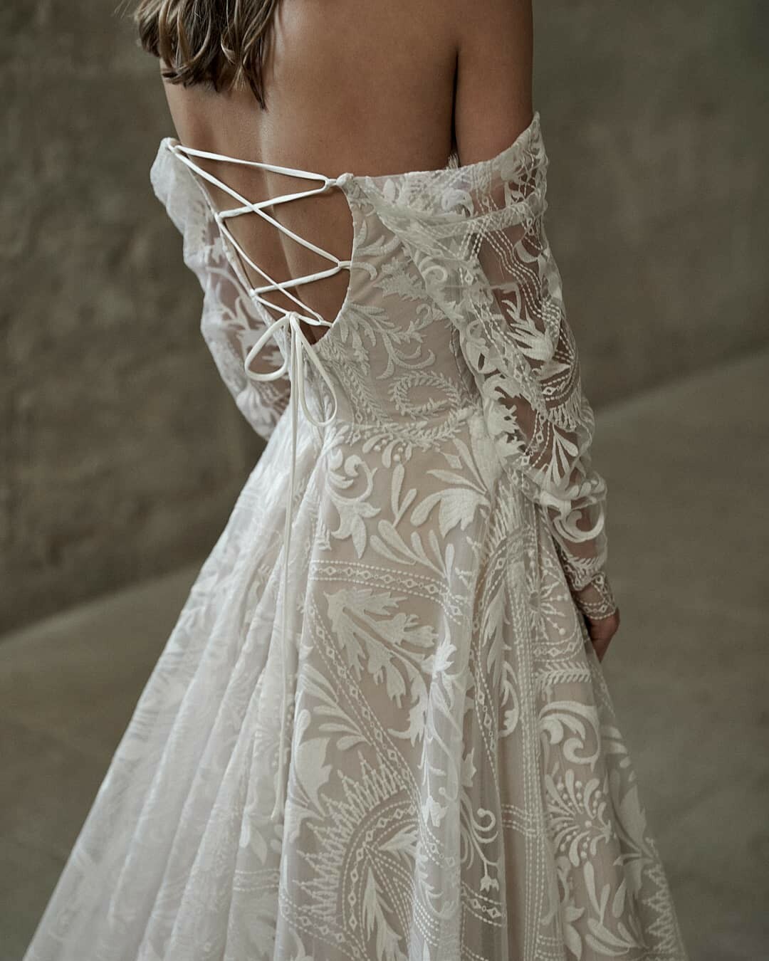 aesthetic, lace, gown and tie up