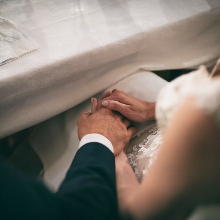 حب عشق غرام غزل, عناقك عناق, يدا بيد and حضن حضنك احضنك احضان