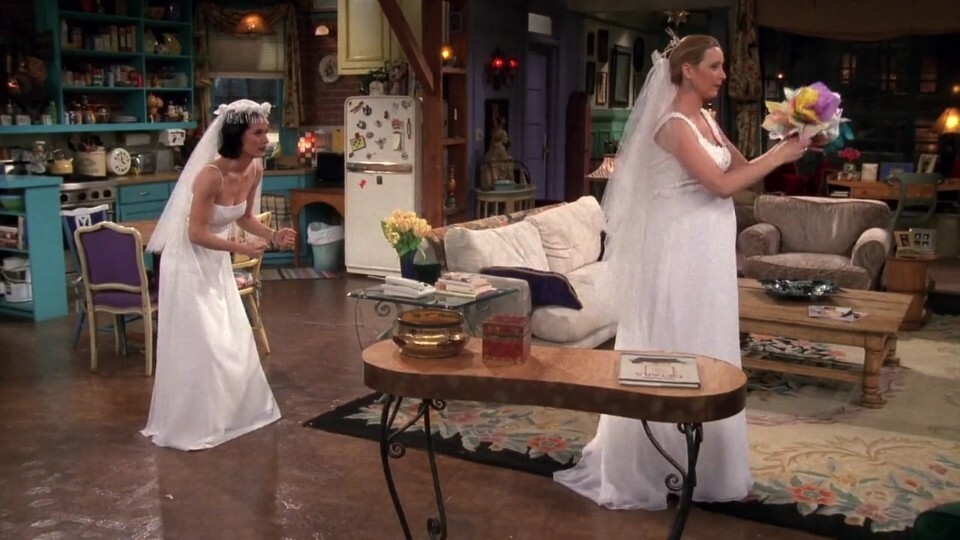 scene, cute, friends and Lisa Kudrow