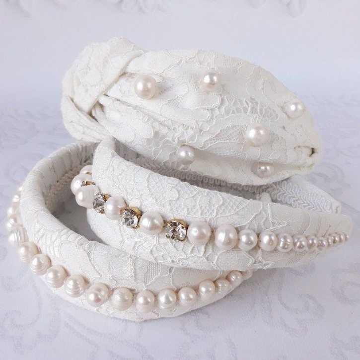 fashion, pearls, bride and lace