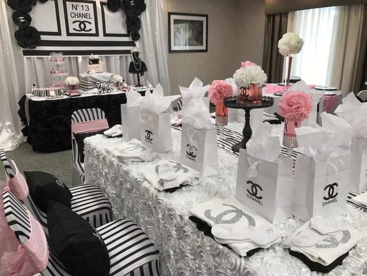 silver, Queen, chic and graduation