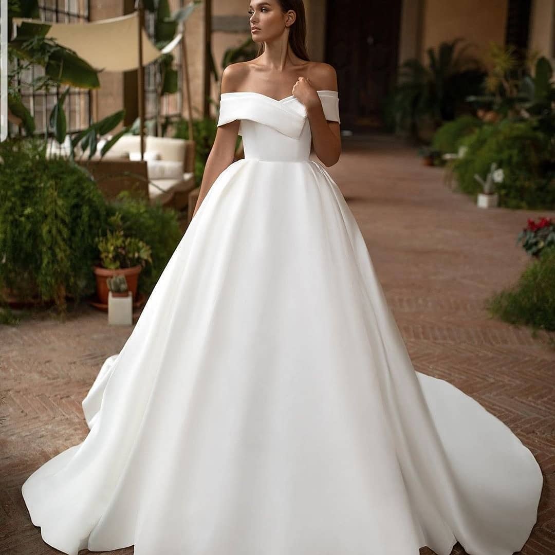 dress, wedding dress, marriage and robe