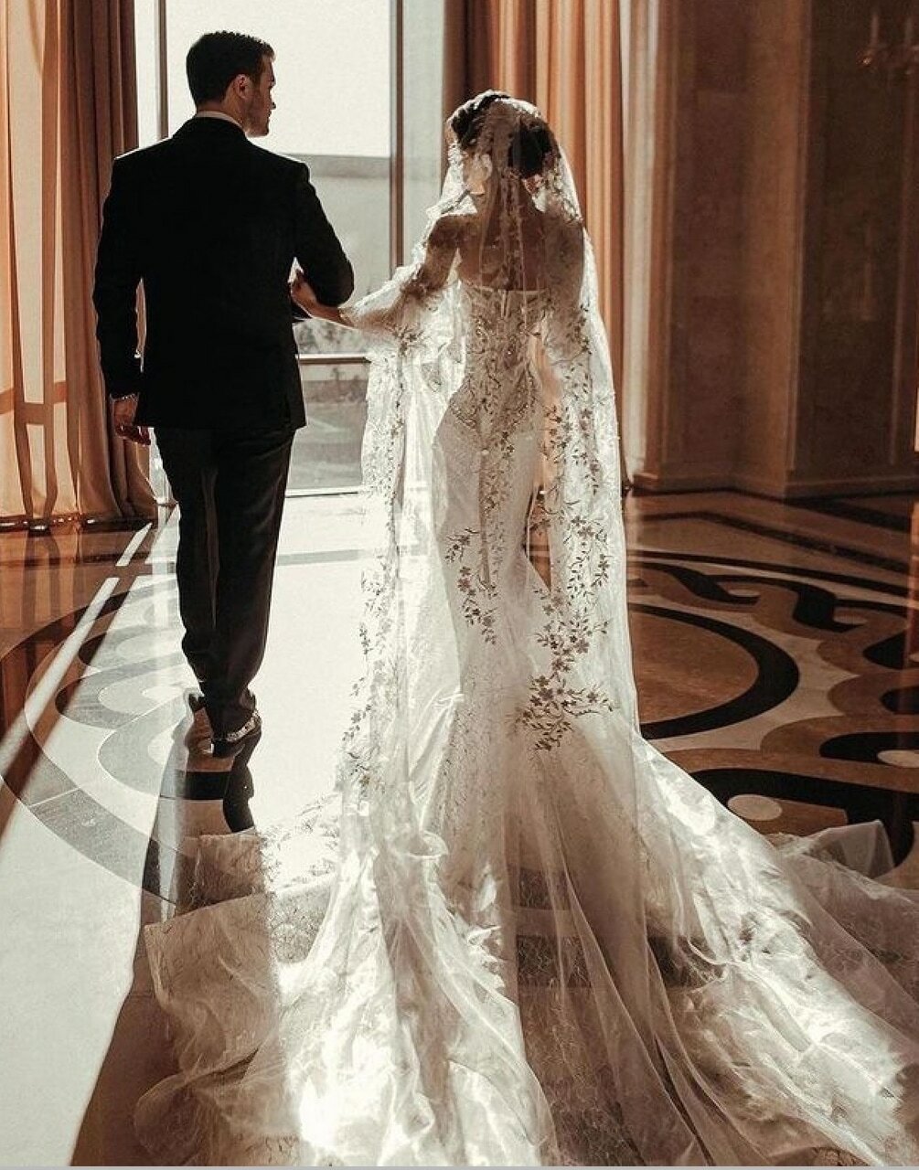 glamour, weddingdress, Queen and dreamwedding