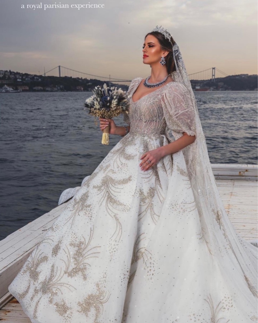 beauty, royalty, classy and weddingdress