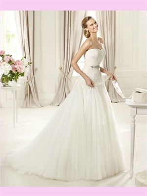 bride dress, wedding gown and bridal gown