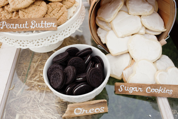 oreo, chocolate and milk