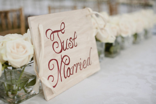 roses, just married and cute
