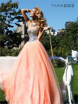 sparkly, party and blonde