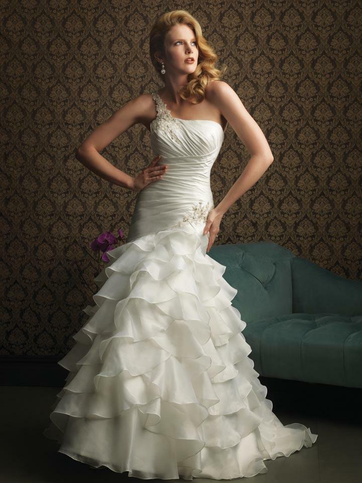 Dream, dress, white and beautiful
