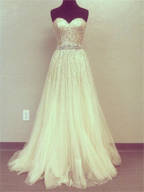 stunning, clothes, perf and glamour