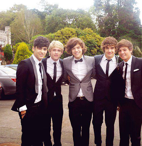 one direction, louis tomlinson, suits and Hot