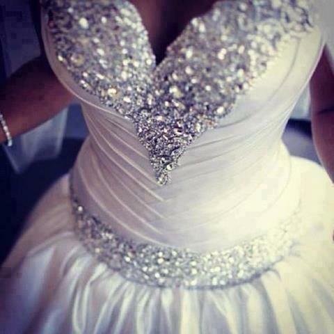 cleavage, gorgeous, amazing and diamonds