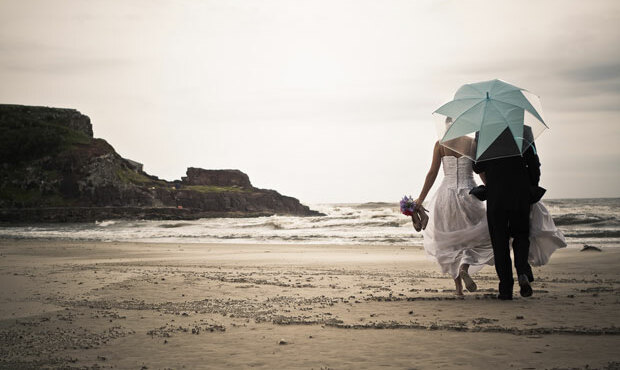 beach, praia and trash the dress
