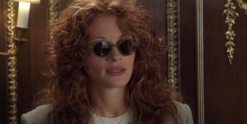 julia roberts, on point and glasses